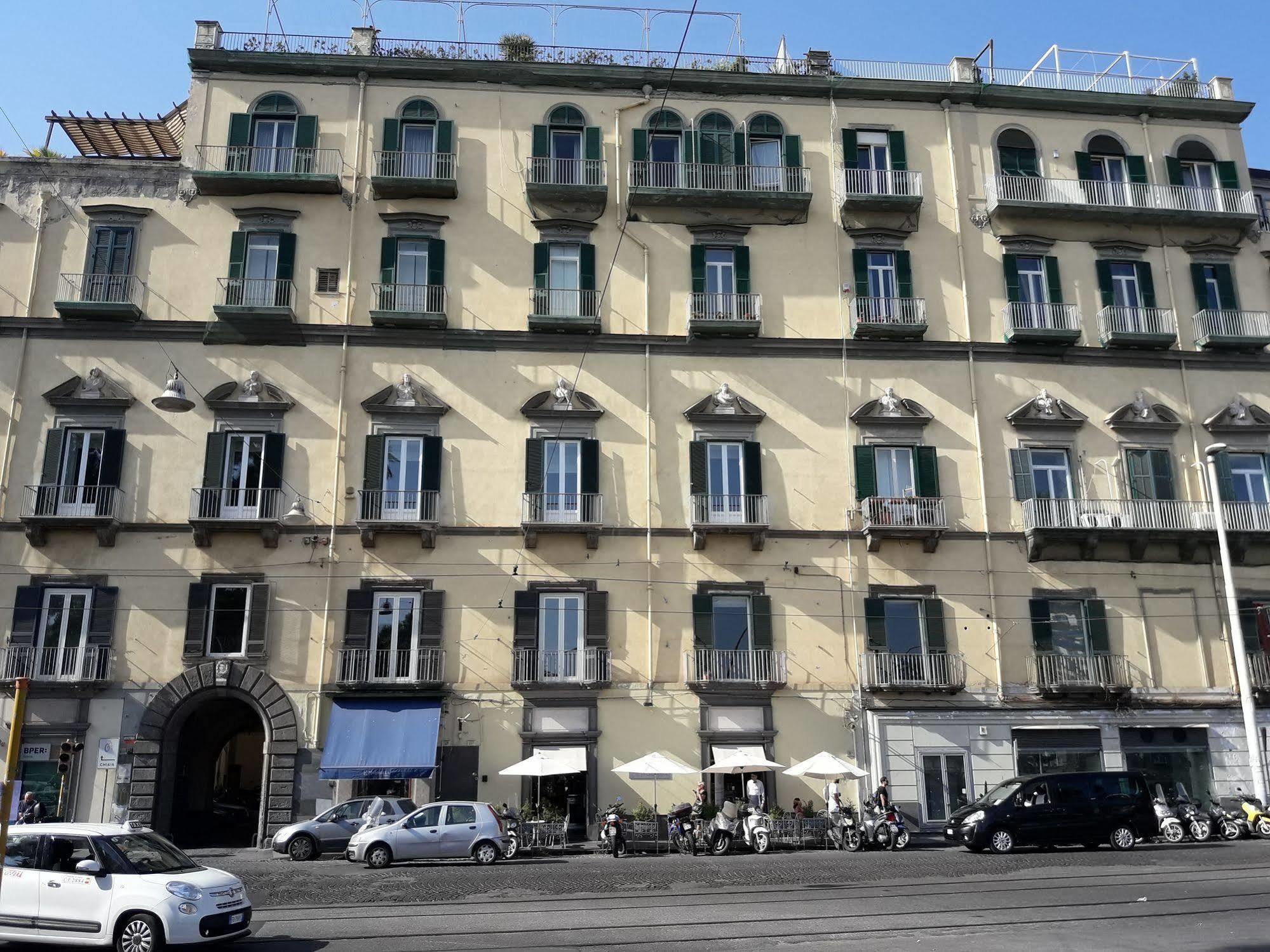 Palazzo Satriano Bed and breakfast