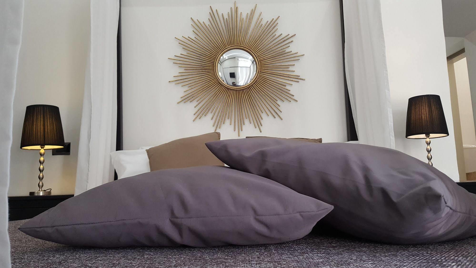 Palazzo Satriano 3* Neapel